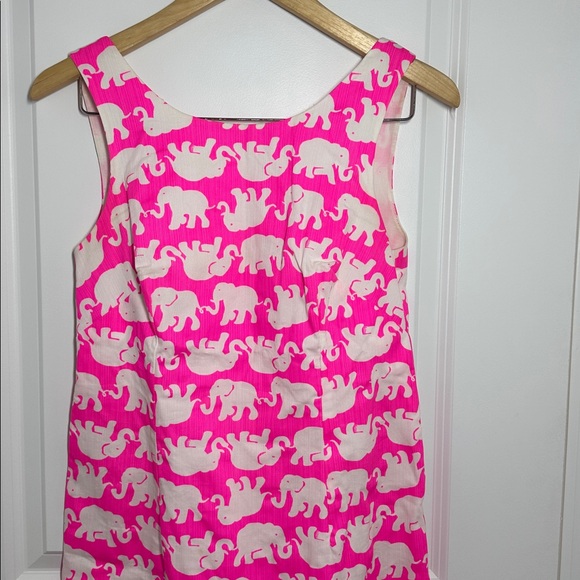 Lilly Pulitzer Women’s Elephant Sheath Dress Neon Pink/ White 4 - Picture 3 of 9